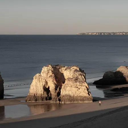 Ocean View Apartment Portimao